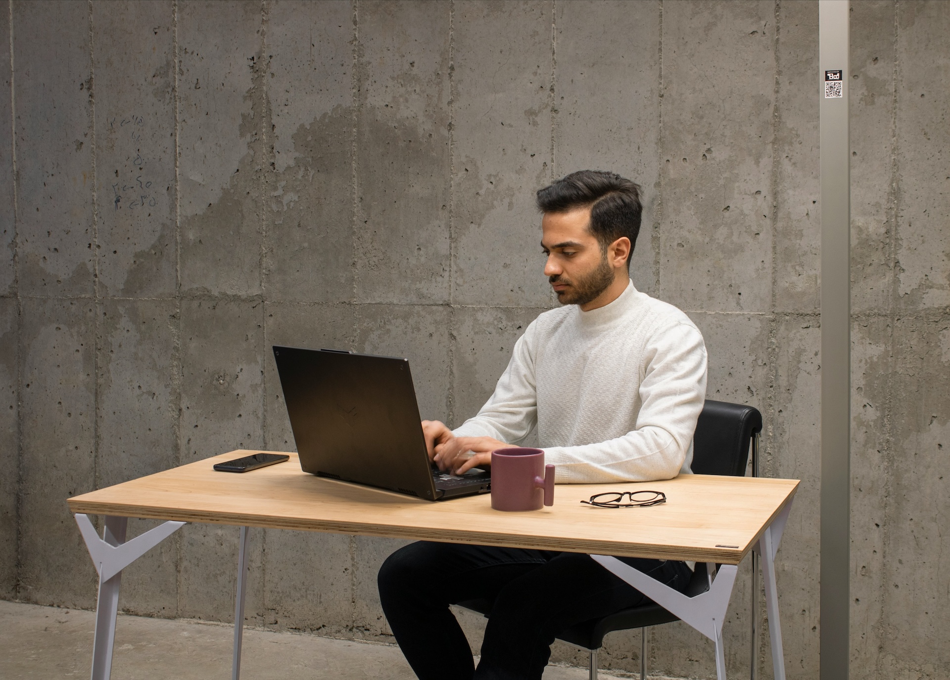 Job seeker planning applications and preparing for interviews with confidence